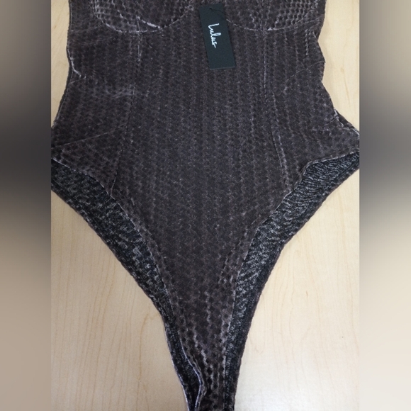 Lulus Flirty Feelings Velvet Mauve Purple Textured Bustier Bodysuit Size M - Picture 2 of 6